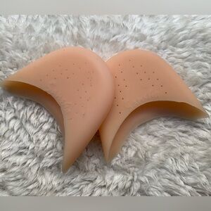 Toe Jelly Ballerina pads for toes and ballet shoes